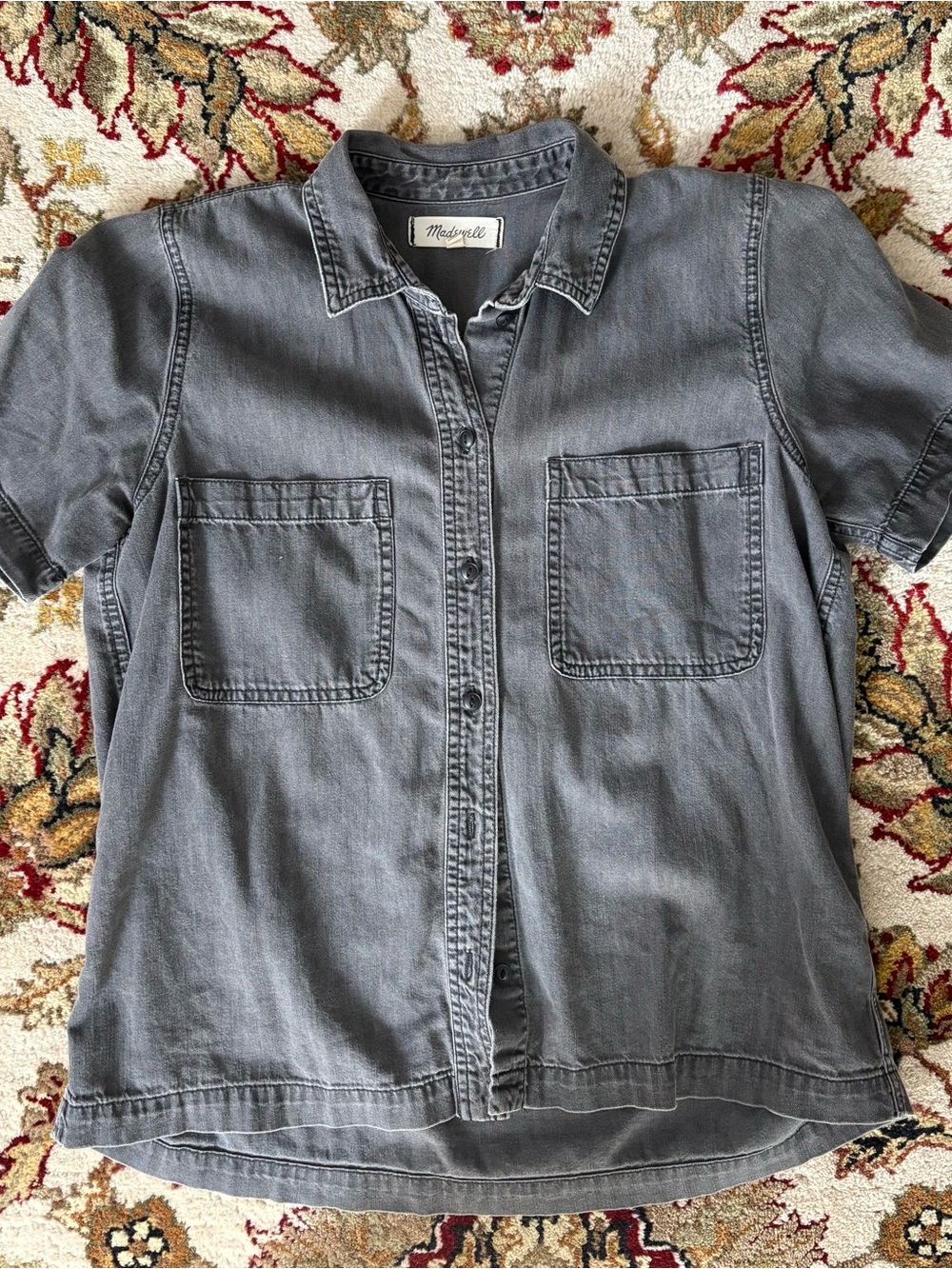 Madewell gray denim Short Sleeve Button-Front Shirt, size Small